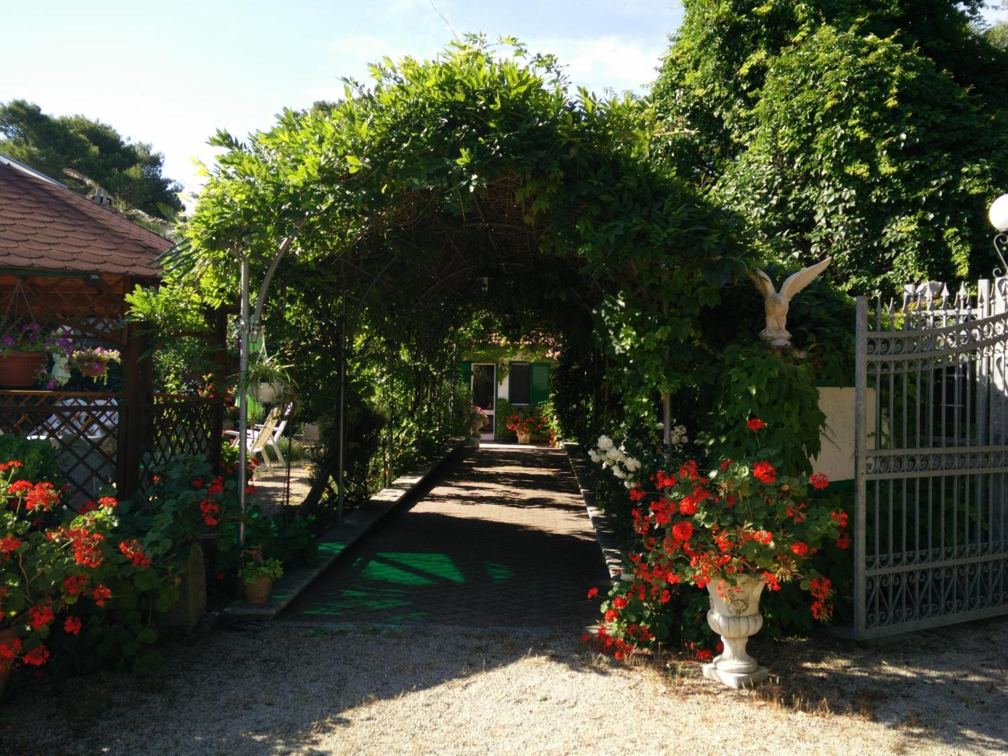 Residenza Villa I Nidi Santa Caterina  Exterior foto